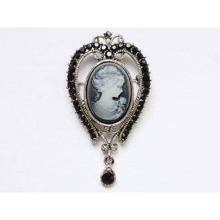   Princess Queen Profile Pink Bead Faux Pearl Cameo Pin Brooch: Jewelry
